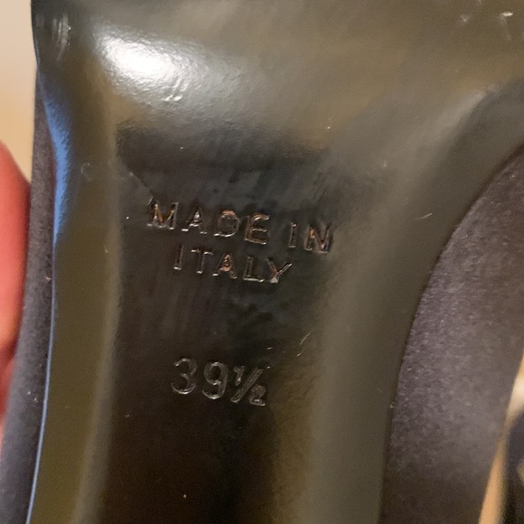 Rene Caovilla YASMINE CRYSTAL BLACK PUMP satin with jewelled trimmed sole/heel - Picture 10 of 10